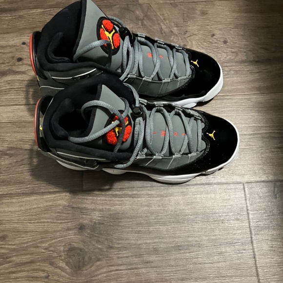 Authentic Jordan 6 rings size 6.5y - Picture 2 of 5